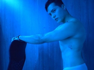 Sexcam Live Show von AronMuller