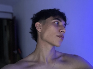 Aarondayker's Sexcam