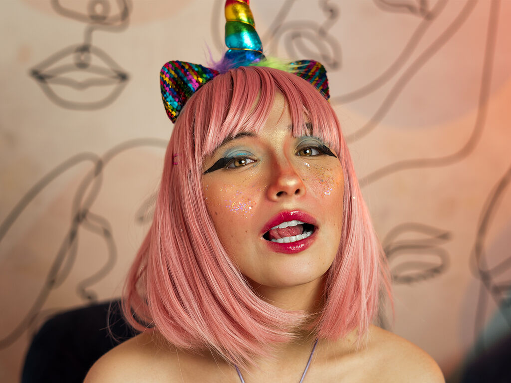 Abbiemuller's profile - Image n°1