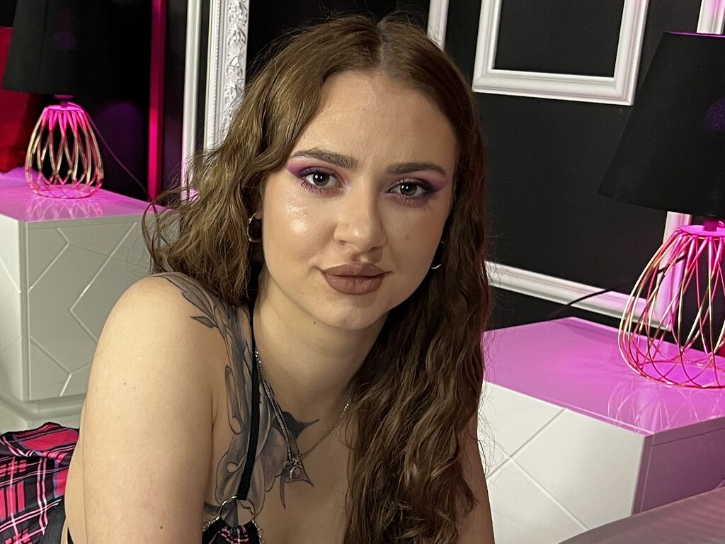 Abbywhyte's profile - Image n°1