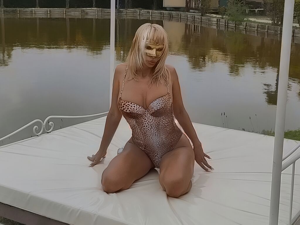 Adadea's profile - Image n°0