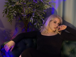 Sexo por webcam con Adagates