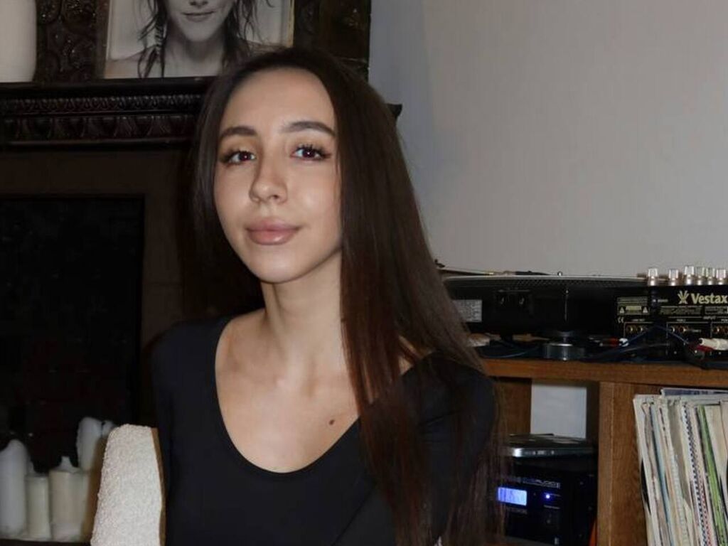 Adahartley's profile - Image n°1