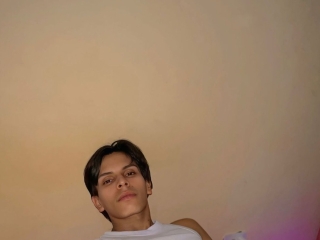 Adam_Su