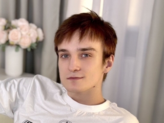 Sexo por webcam con Adamyoun