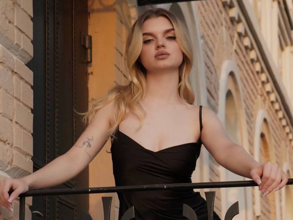 Adelbowman's profile - Image n°0