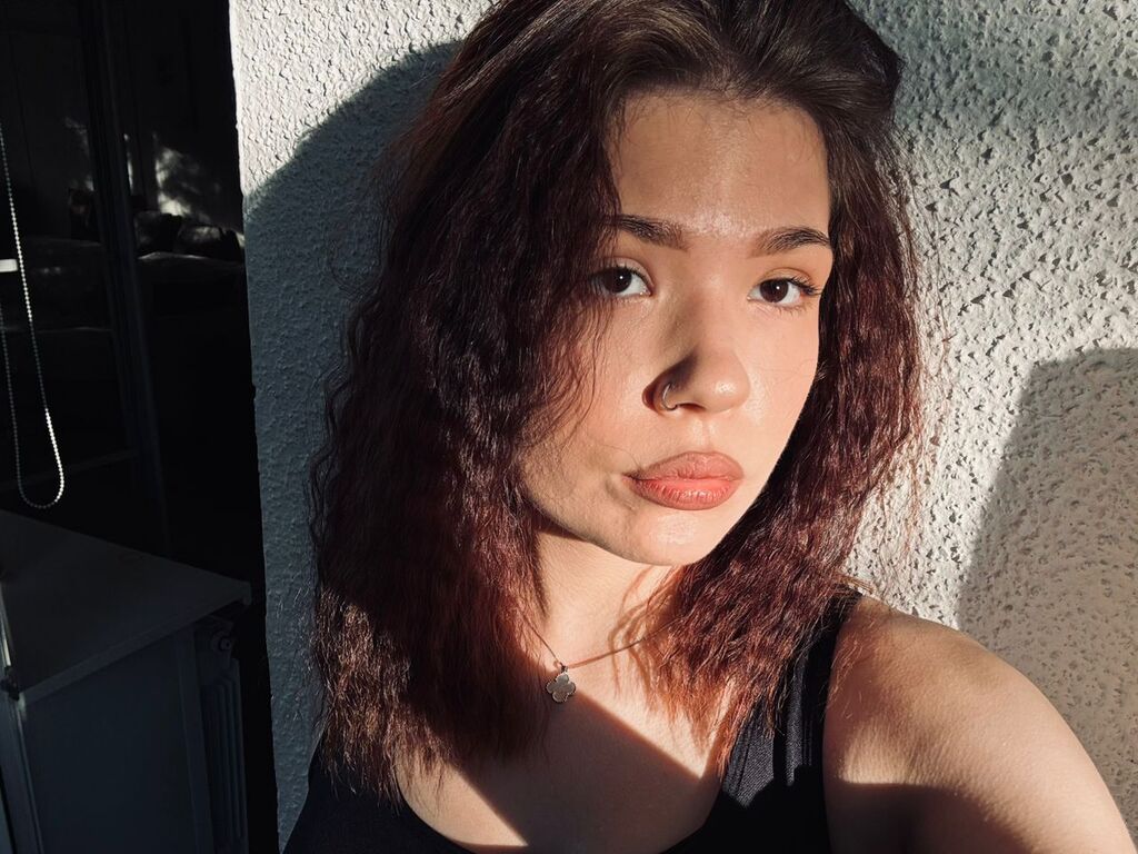 Adelderose's profile - Image n°0