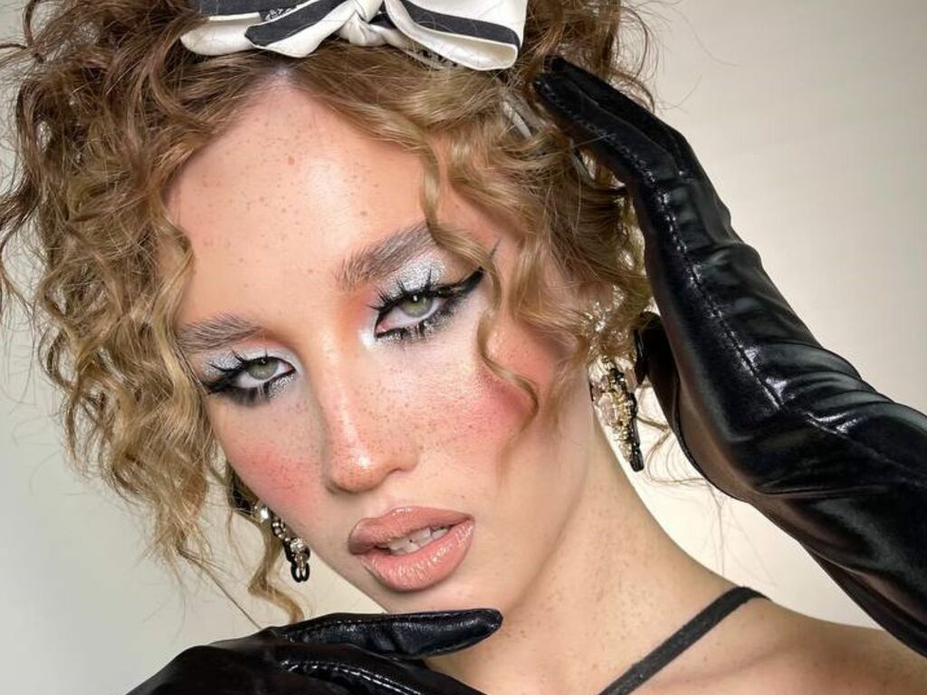 Adelebonk's profile - Image n°1
