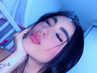 Live Sex Adelehmartins