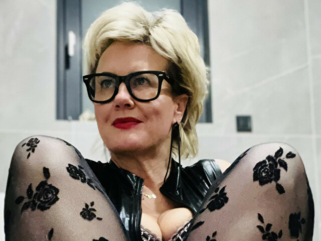 AdeleMILF's profiel - Afbeelding n°59