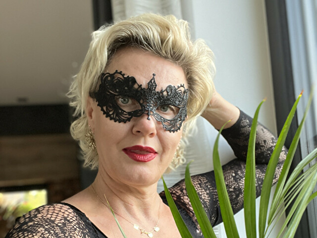 AdeleMILF's profiel - Afbeelding n°85