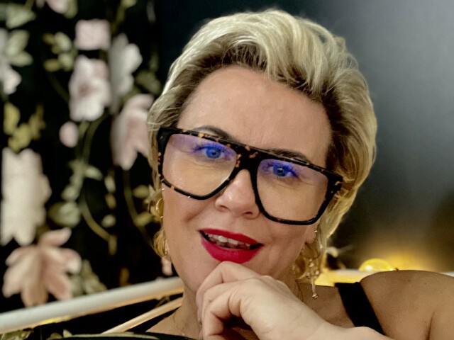 AdeleMILF's profiel - Afbeelding n°86