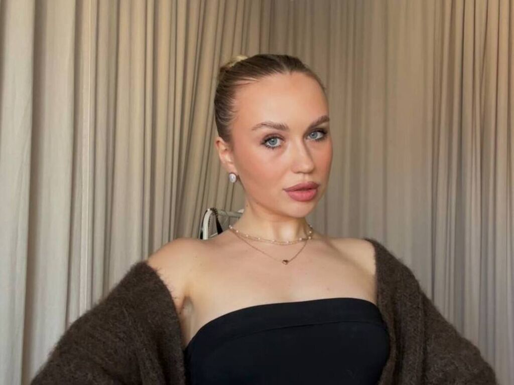 Adelerage's profiel - Afbeelding n°1