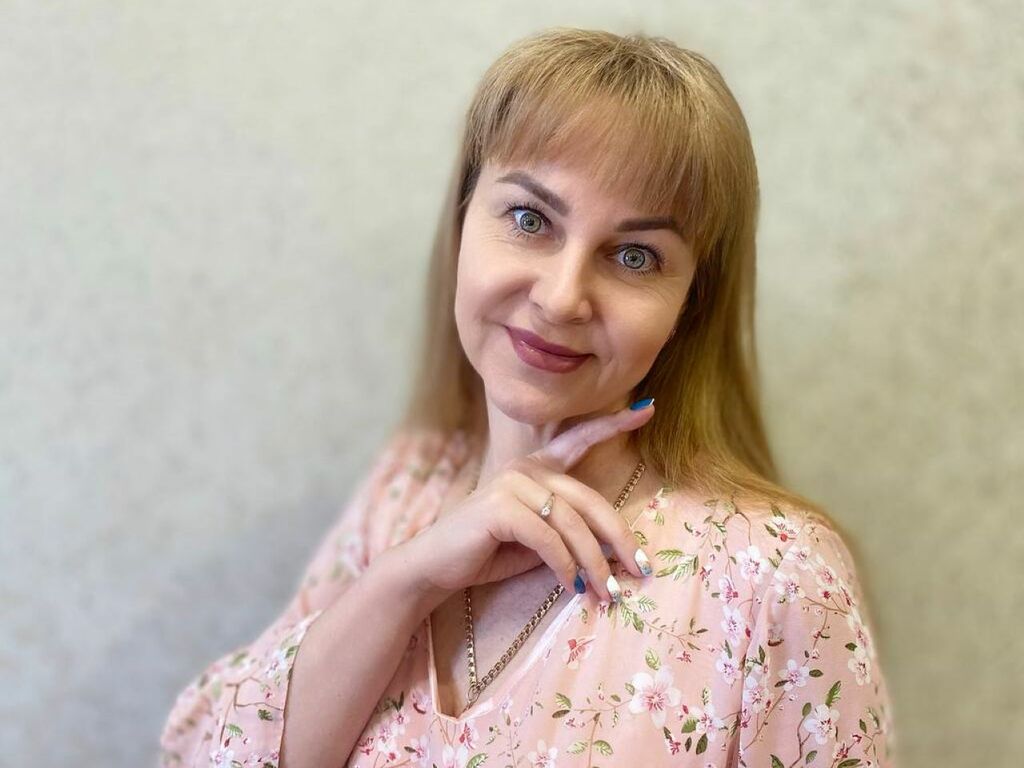 Adelestivi's profile - Image n°0