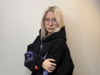 Adelinacostanti's Sexcam