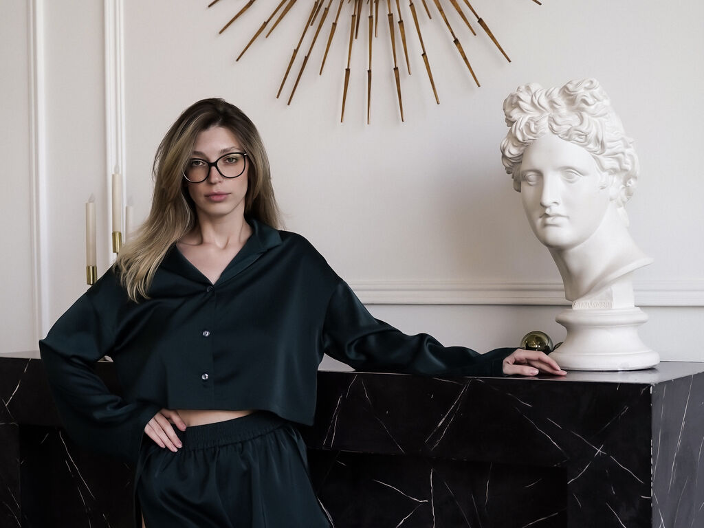 Adelinadelvi's profiel - Afbeelding n°10