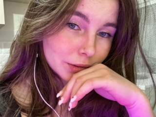 Webcam sex con Adelinamorris