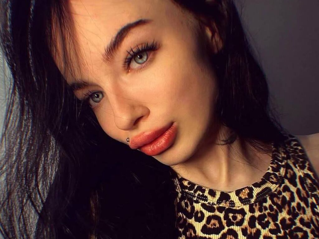 Profil de Adelinenoir - Photo n°0