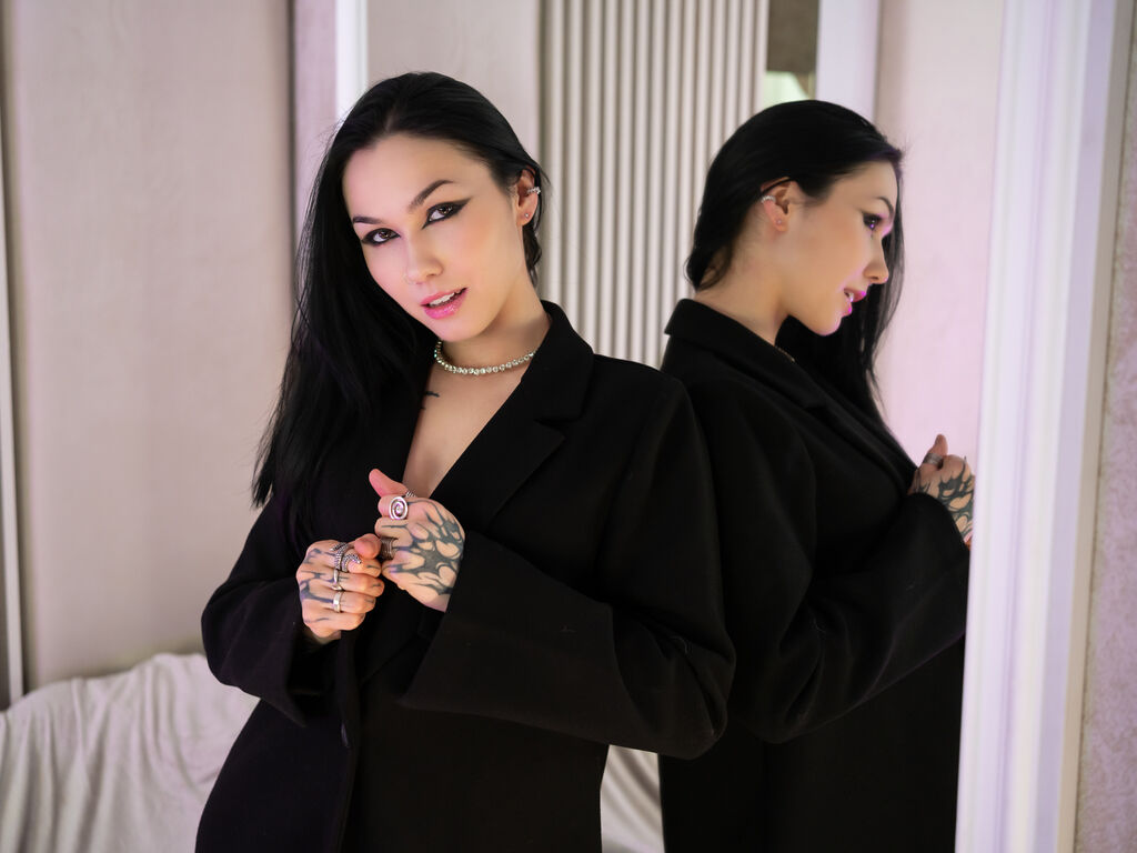 Adelinevalentine' profilo - Immagine n°1