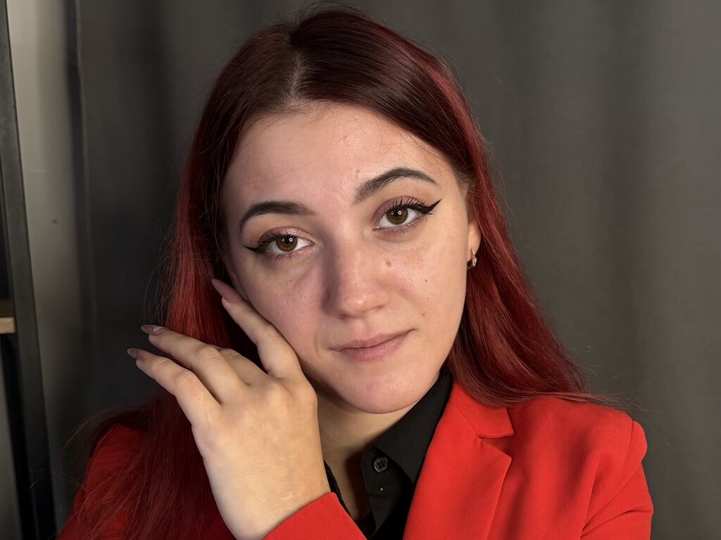 Adelleallen's profile - Image n°0