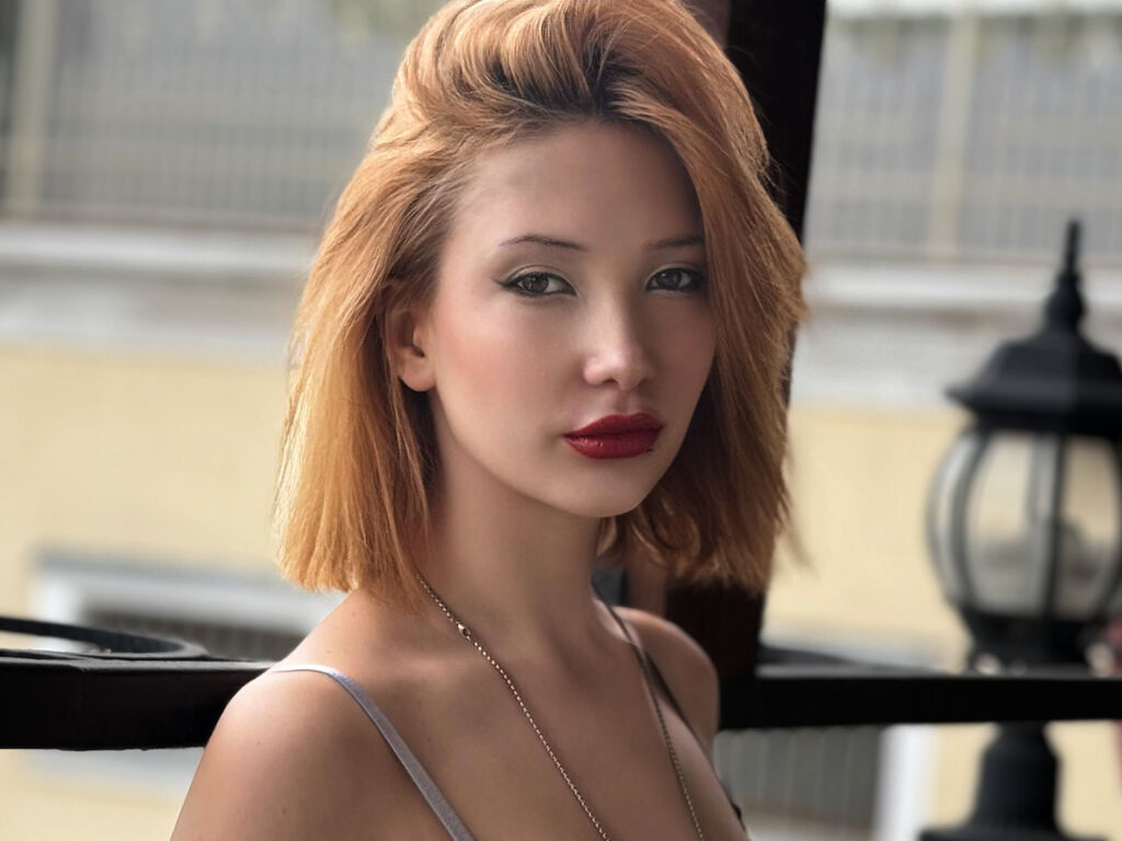 Adellovin's profile - Image n°0