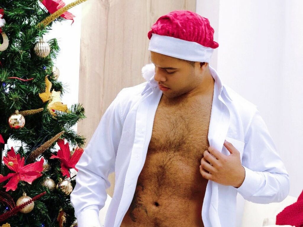 Adhamblake's profile - Image n°3