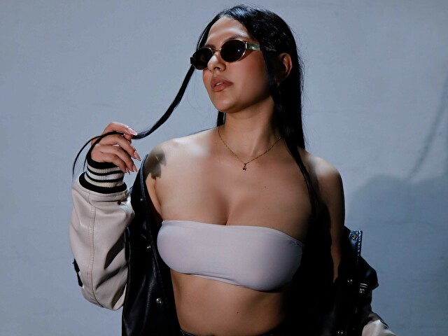 AdharaGil's profile - Image n°4