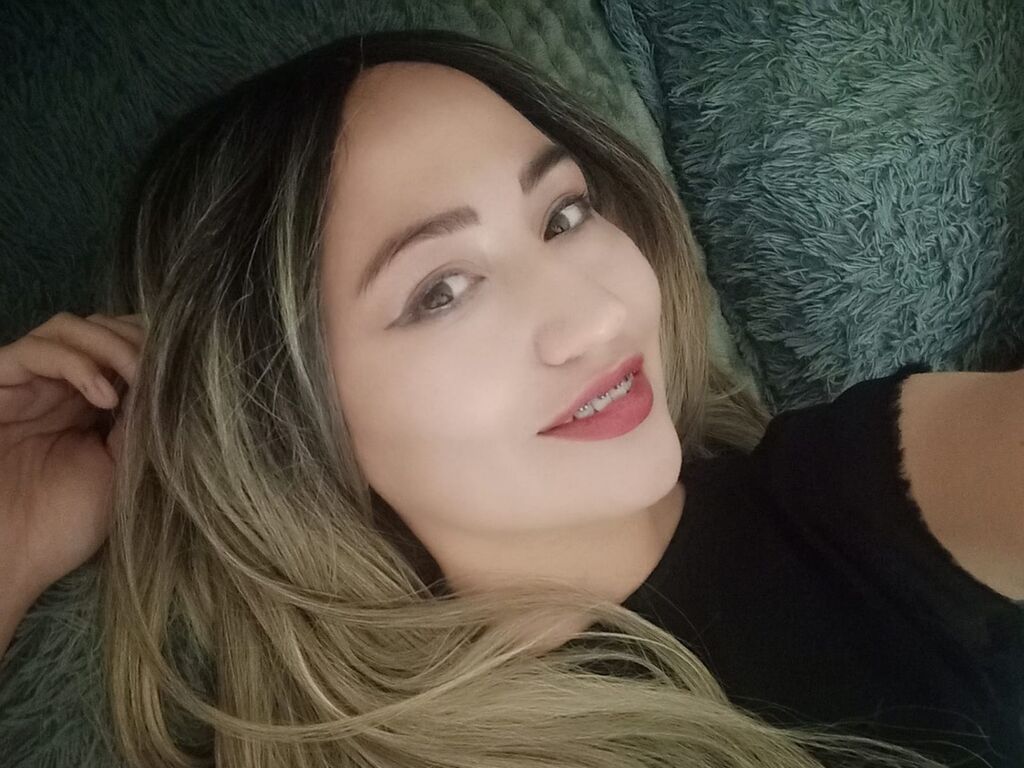 Adharahills's profile - Image n°0