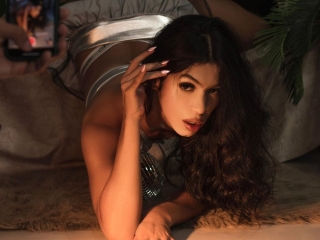 Adharaqueen