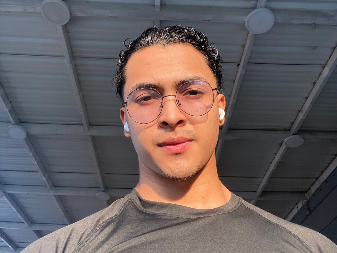 Perfil con Adonis_Dlh - Imagen  n°0