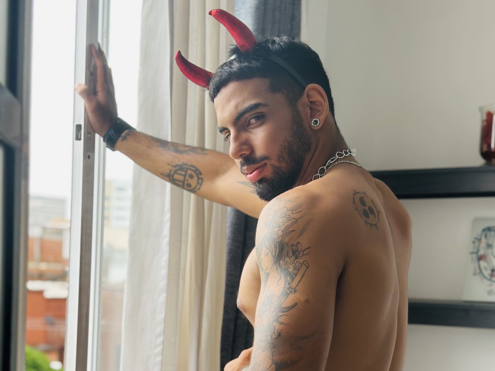 Adonismuscle23's profile - Image n°0