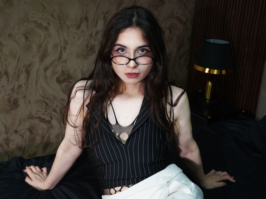 Adrianacline's profile - Image n°1