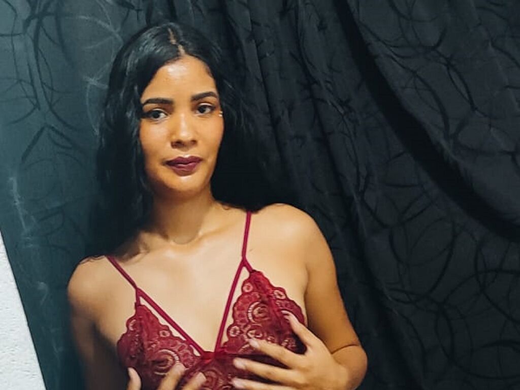 Adrianafinol's profile - Image n°0
