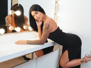 Sexo por webcam con Adrianaklose