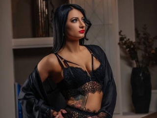 Adrianasharm's Sexcam