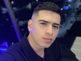 Adrianmillers's Sexcam