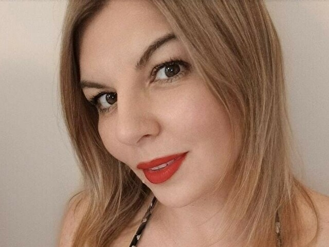 Adriannakiss's profile - Image n°1