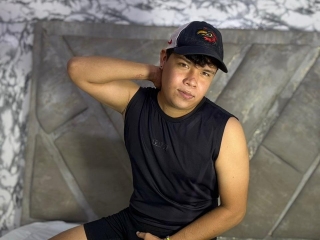 Sexo por webcam con Adrianwalker