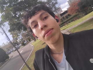 Webcam sex with Aeros_Strock
