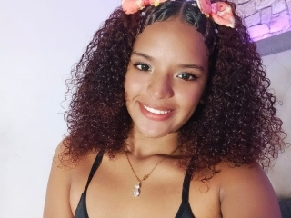 Sexo por webcam con Afroditasstacyss