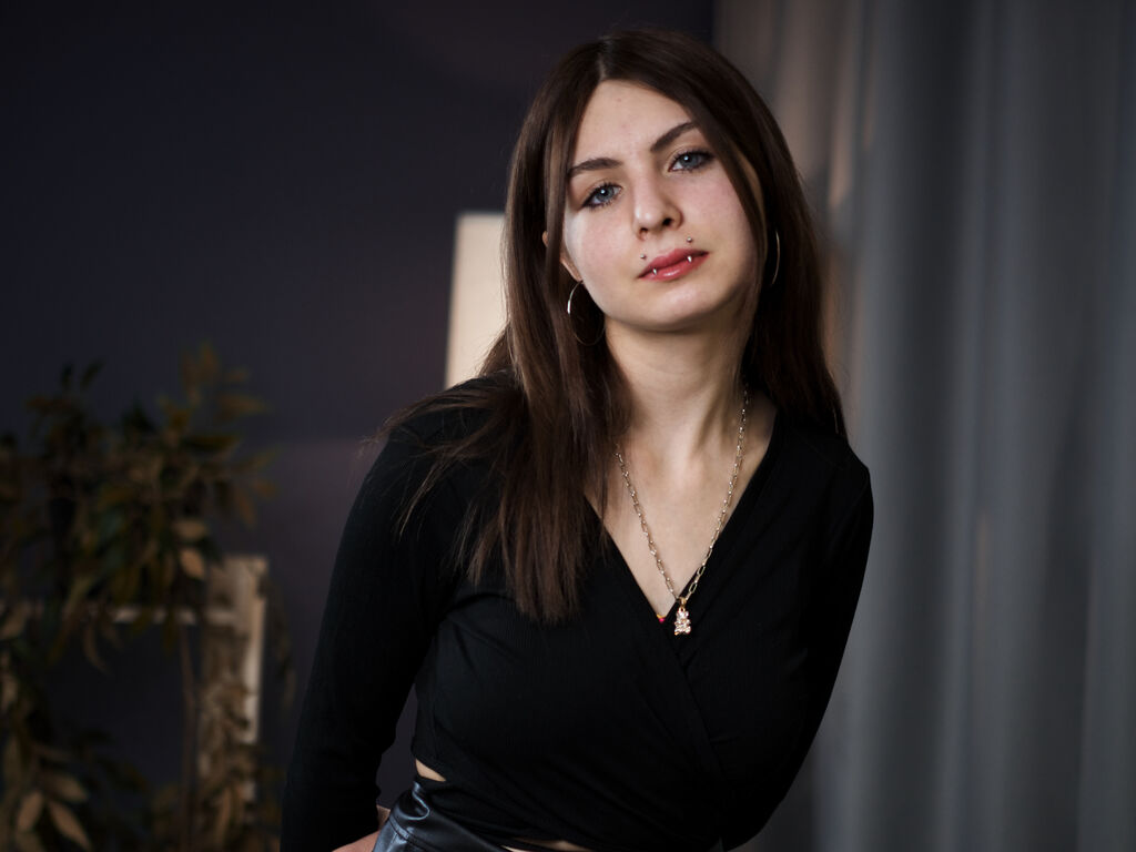 Aftongathright's profile - Image n°1