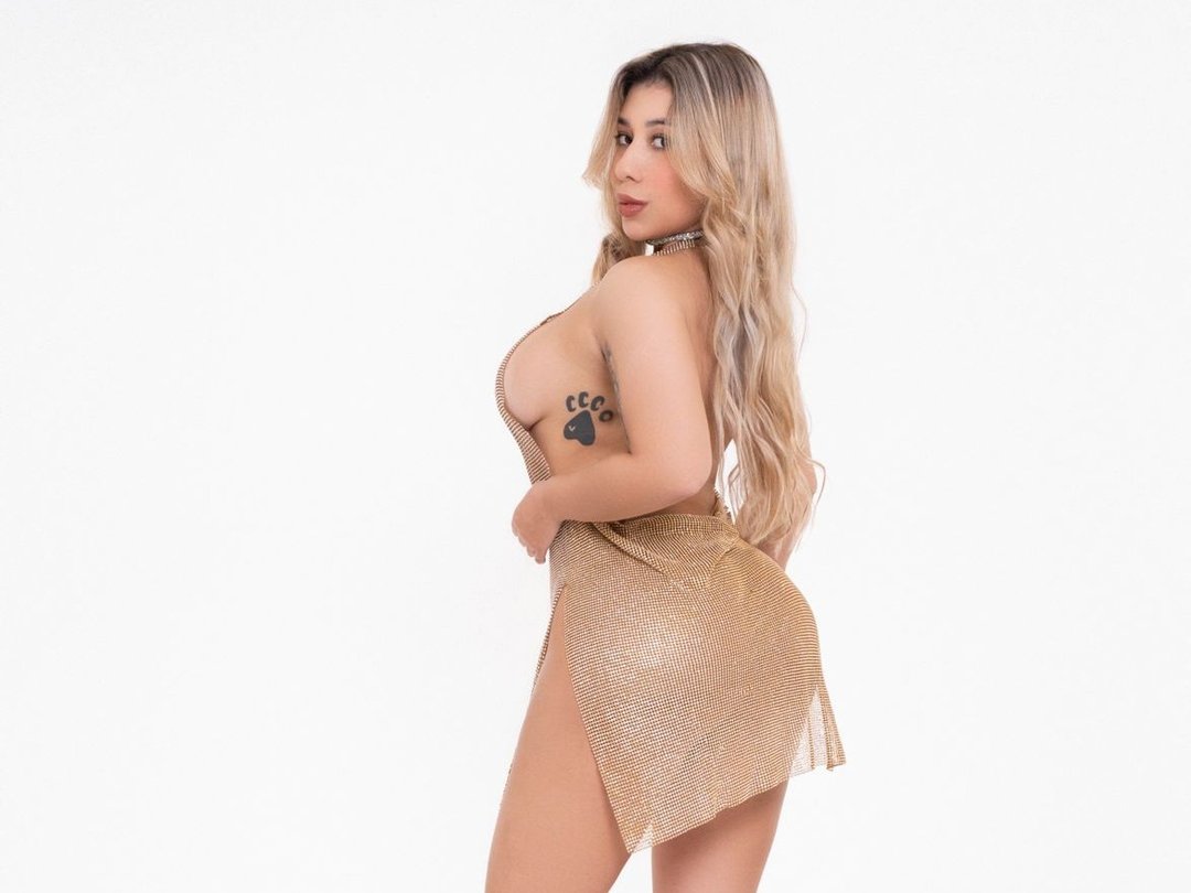 Agostinanunierx's profile - Image n°1