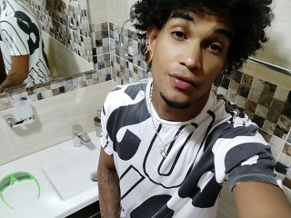 Webcam sex con Aharon_Sex21