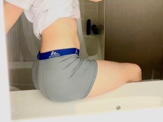 Webcam sex with Aidan_Hott