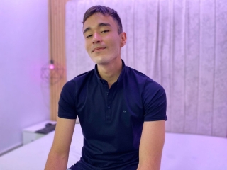 Sexo por webcam con Aidencros