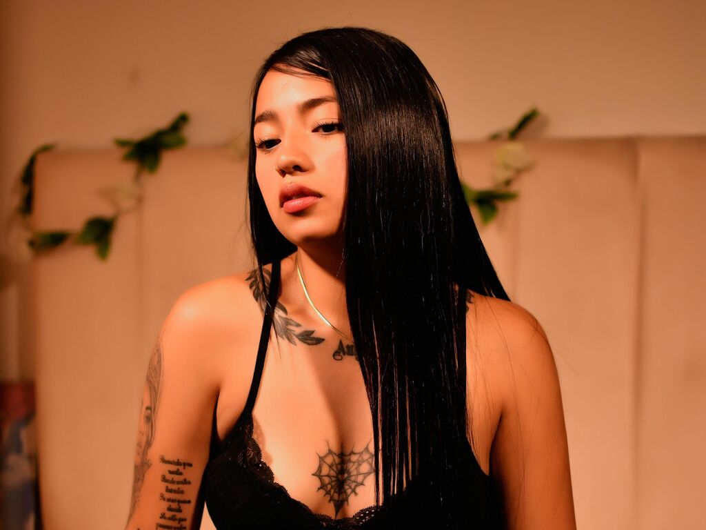 Ailynsofia's profile - Image n°0