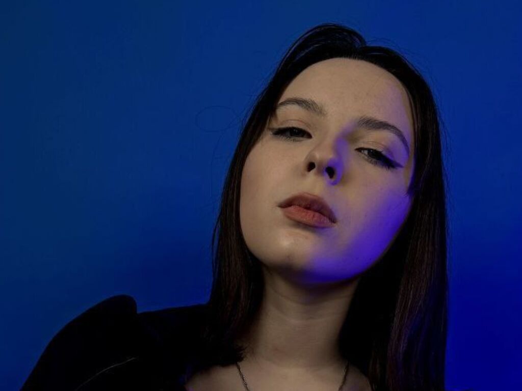 Ainsleybraddy's profile - Image n°1