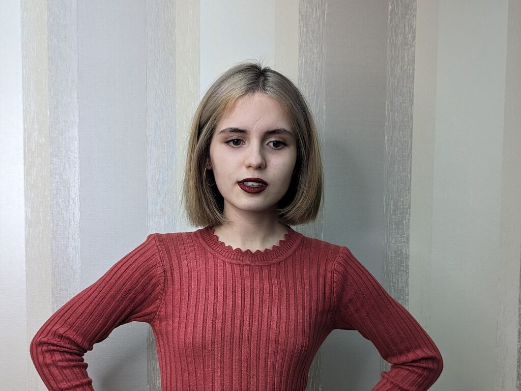 Profil de Ainsleycarls - Photo n°0