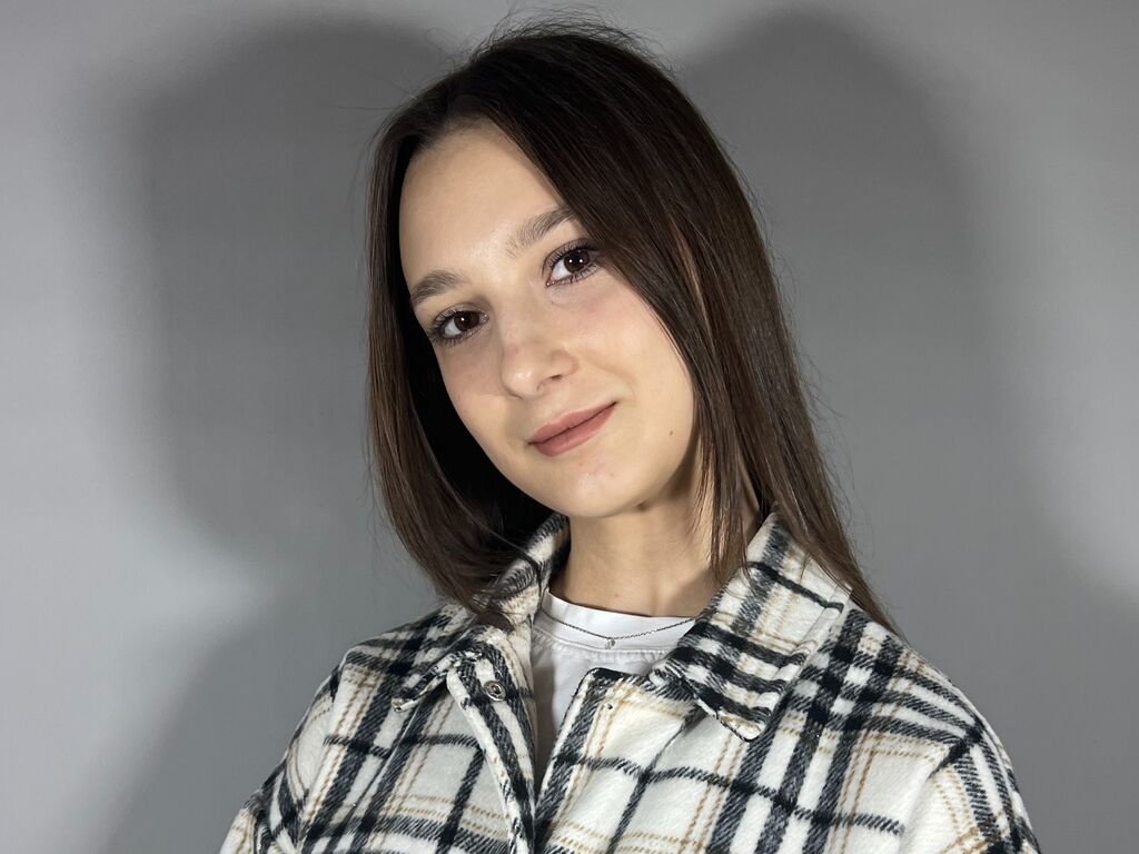 Ainsleyfrail's profile - Image n°0
