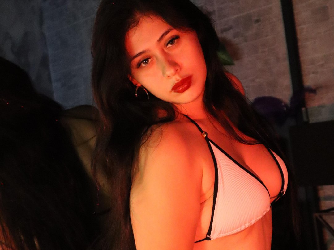 Perfil con Aisha_Jenner - Imagen  n°0